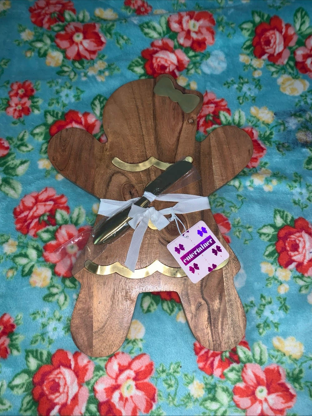 Hello Kitty Gingerbread Wooden Acacia Serving Board with Gold Accents Spreader